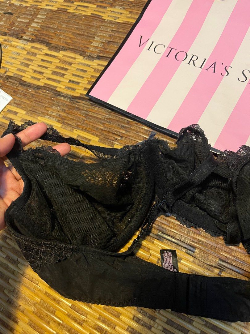 Victoria secret 36D, Women's Fashion, New Undergarments
