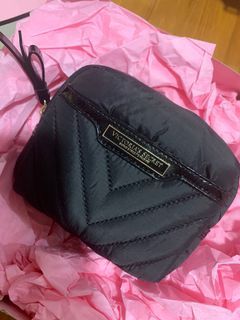 Victoria’s Secret pouch [Authentic]