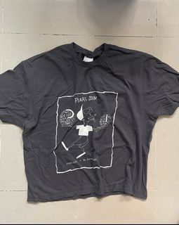 Crayons Eddie Vedder Ten Vs Vitalogy Official Tee T-Shirt Mens Unisex  (X-Large) Black