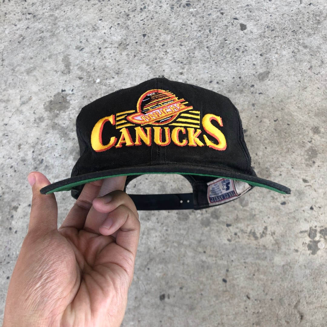 Vintage cheap canucks hat