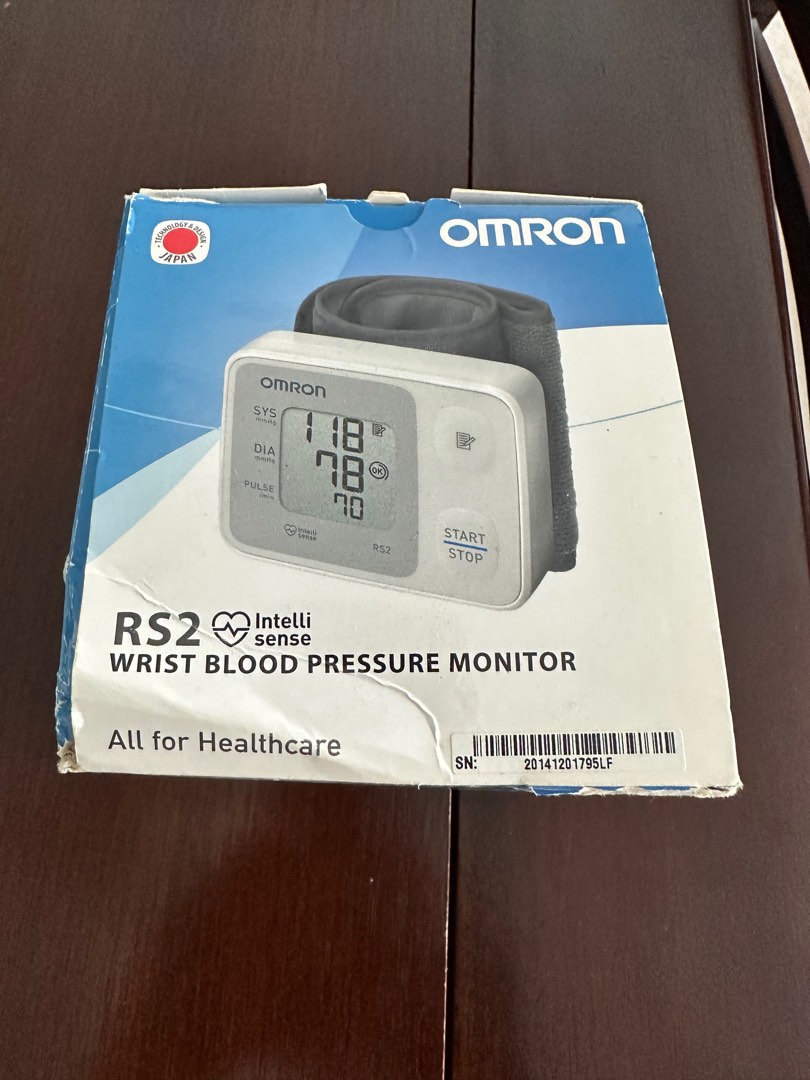 Omron - Electronic Wrist Tensiometer RS2