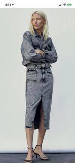 Zara ACID WASH DENIM MIDI SKIRT BNWT Size S