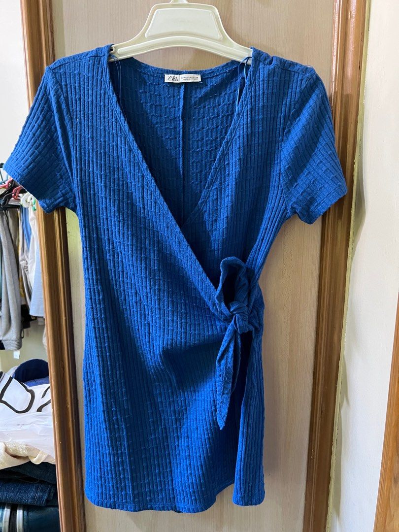 Zara wrap around skort dress (Category: Dresses) located in Las Pinas. Submitted by elaijamin (Listing ID 1221575155, Image 1). Description: Zara up to medium frames.