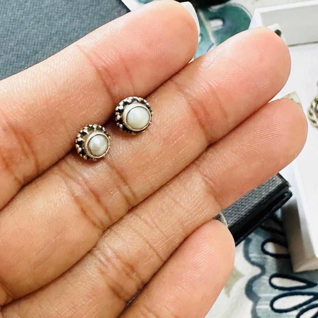 Pure silver top earrings for womens