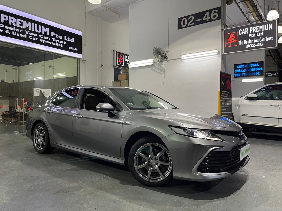 2021 Toyota Camry Hybrid 2.5A (Agent Borneo), Cars, Car Rental on Carousell