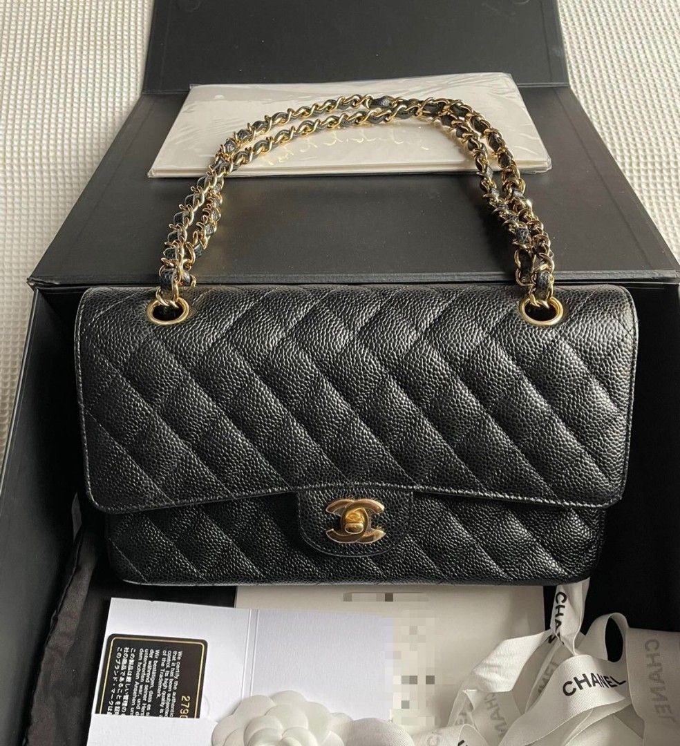 Chanel 22 medium GHW, Luxury, Bags & Wallets on Carousell