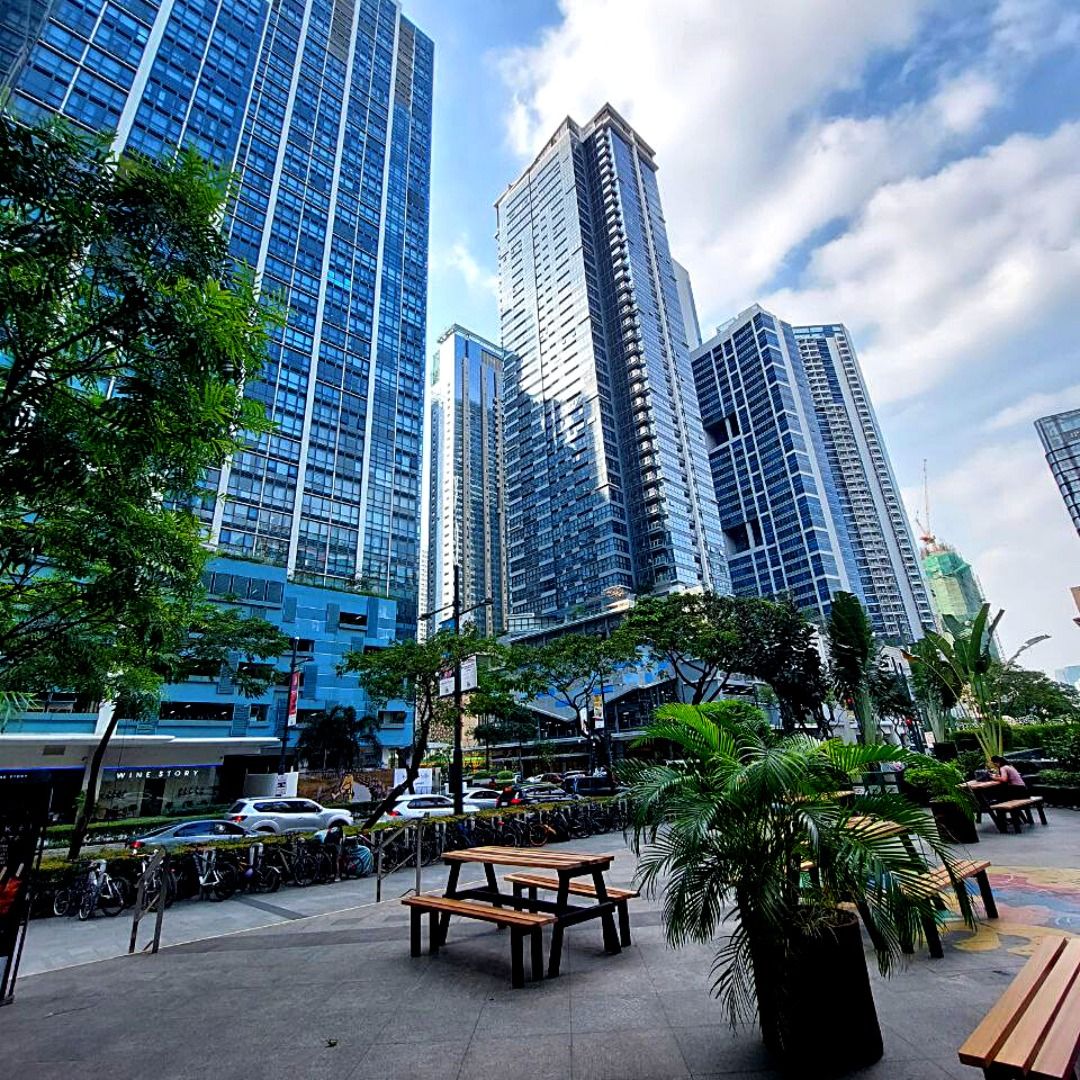 Ready For Occupancy 2 bedroom Condo For Sale in Uptown Ritz Residence