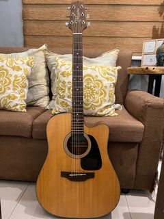 Acoustic guitar (Takamine ED1NC-NS)