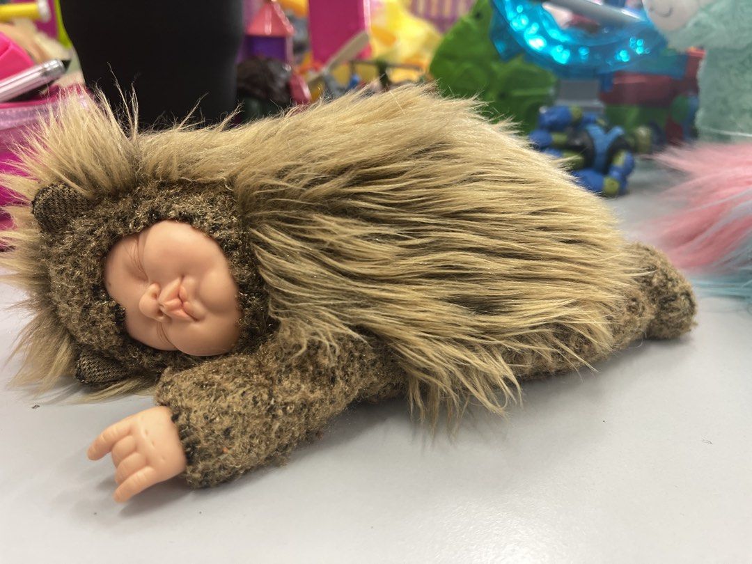 VTG oriellys Ann Geddes Hedgehog