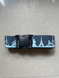（分類：）位於 。 由 klassi2.0 提交（商品編號 1218231987，圖片 1）。簡介： 。