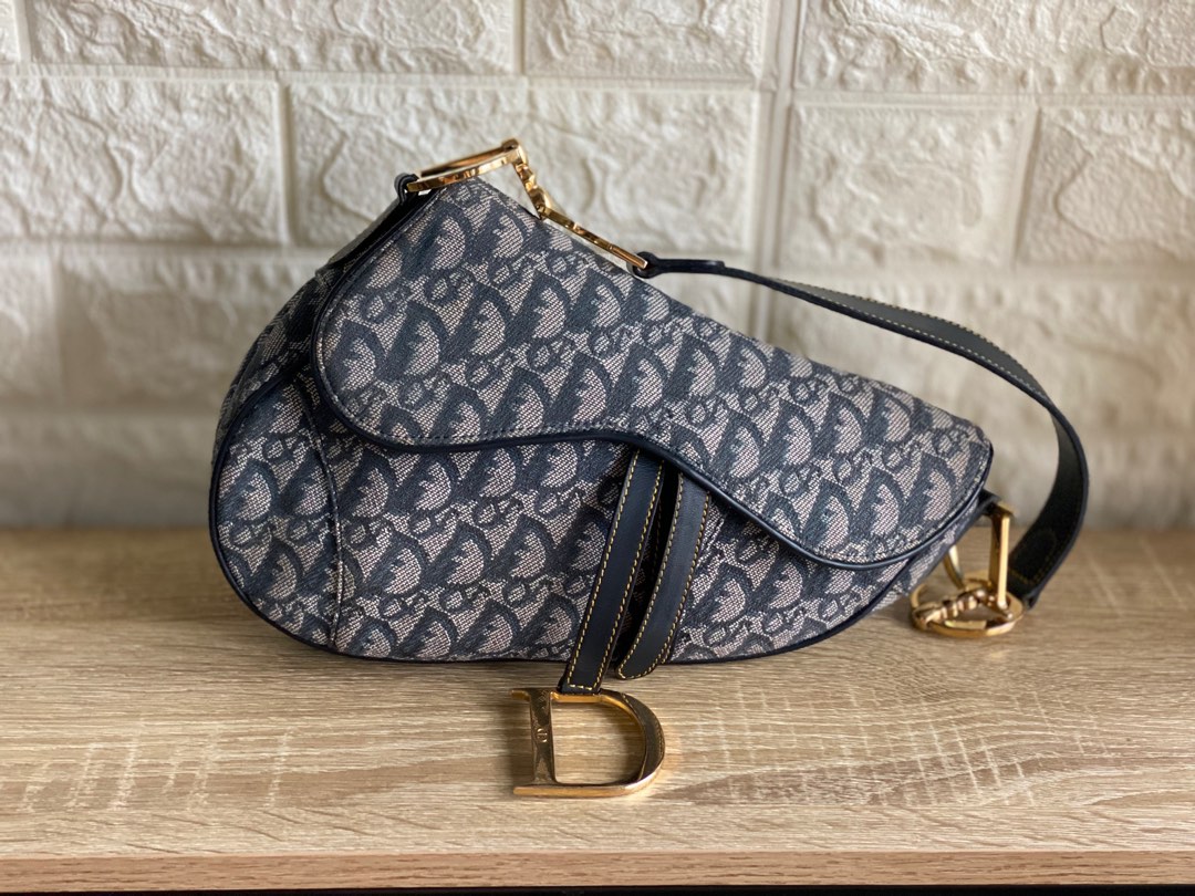 Christian dior monogram saddle bag on sale