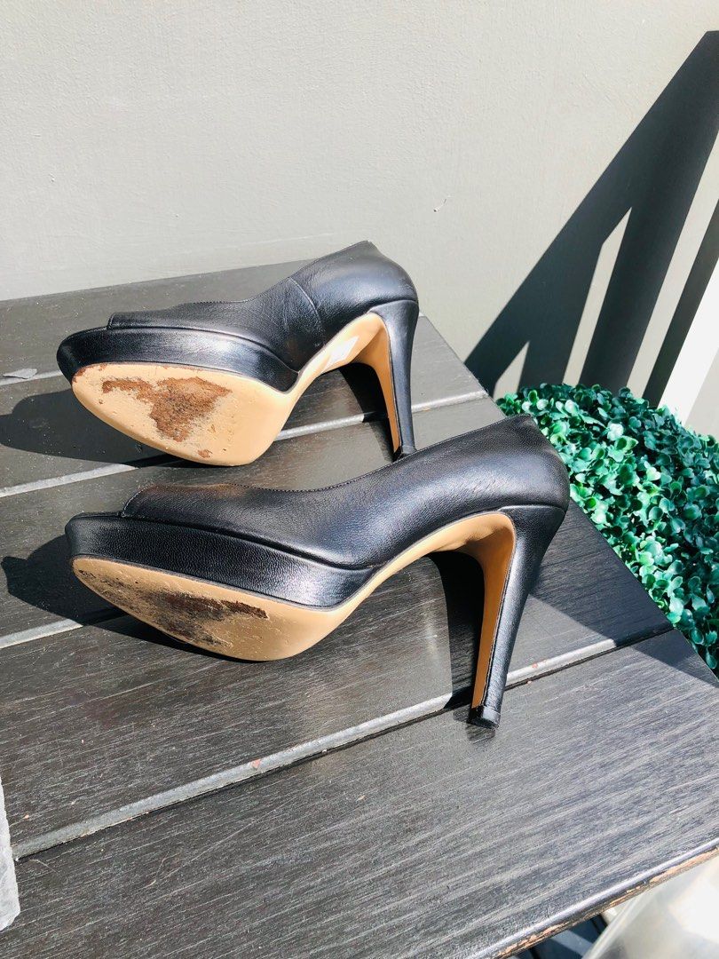 Italian Studio Pollini Black Heels, Women's Fashion, Footwear, Heels on  Carousell