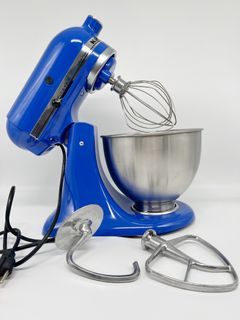 BNWT KitchenAid Classic Series 4.5 Quart Tilt-Head Stand Mixer, Blue