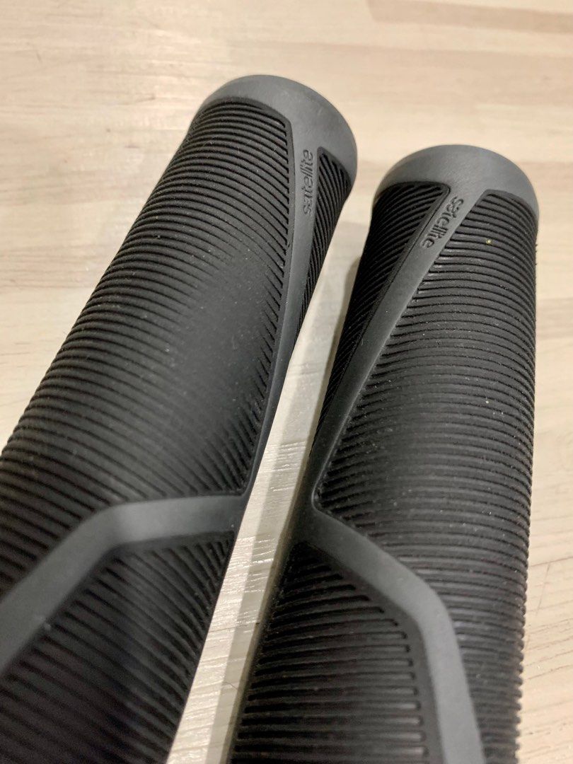 bontrager satellite grips