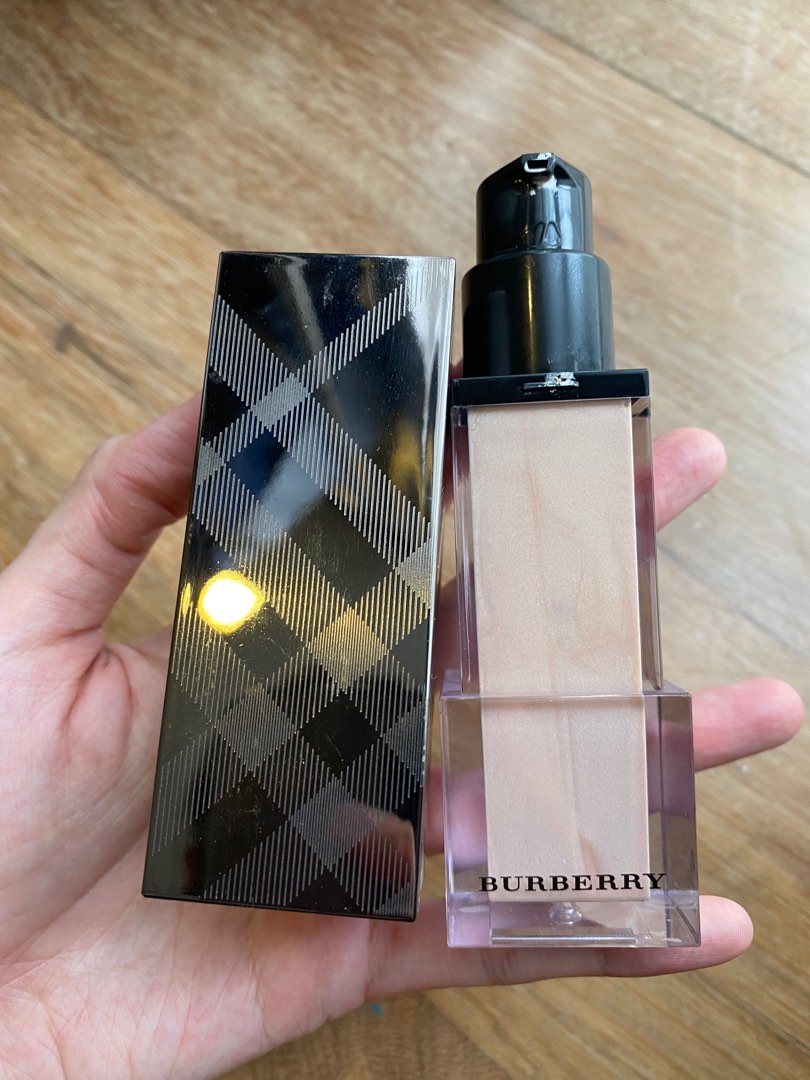 Burberry Fresh Glow Primer in Nude Radiance, Beauty & Personal Care, Face,  Makeup on Carousell