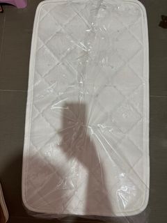 （分類：）位於 。 由 salatla 提交（商品編號 1218340681，圖片 1）。簡介： 。