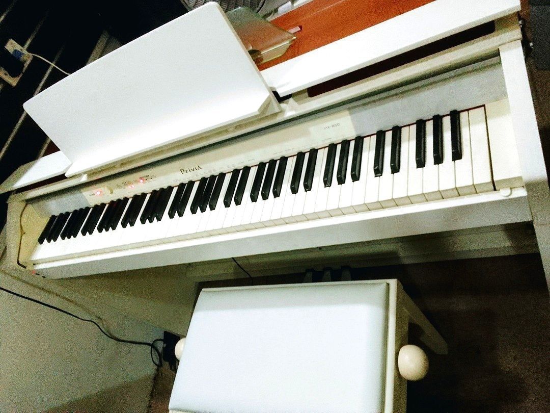 Casio PX850 Privia digital piano, Hobbies & Toys, Music & Media