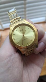 (Category: ) located in . Submitted by SportsWearSpree (Listing ID 1218255027, Image 1). Description: .