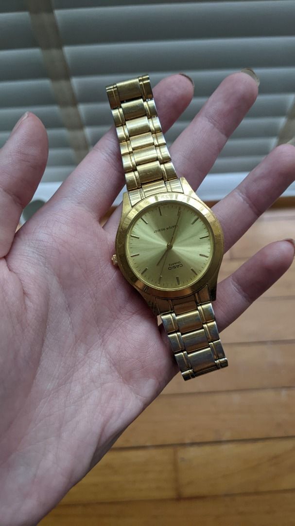 Casio shop quartz gold
