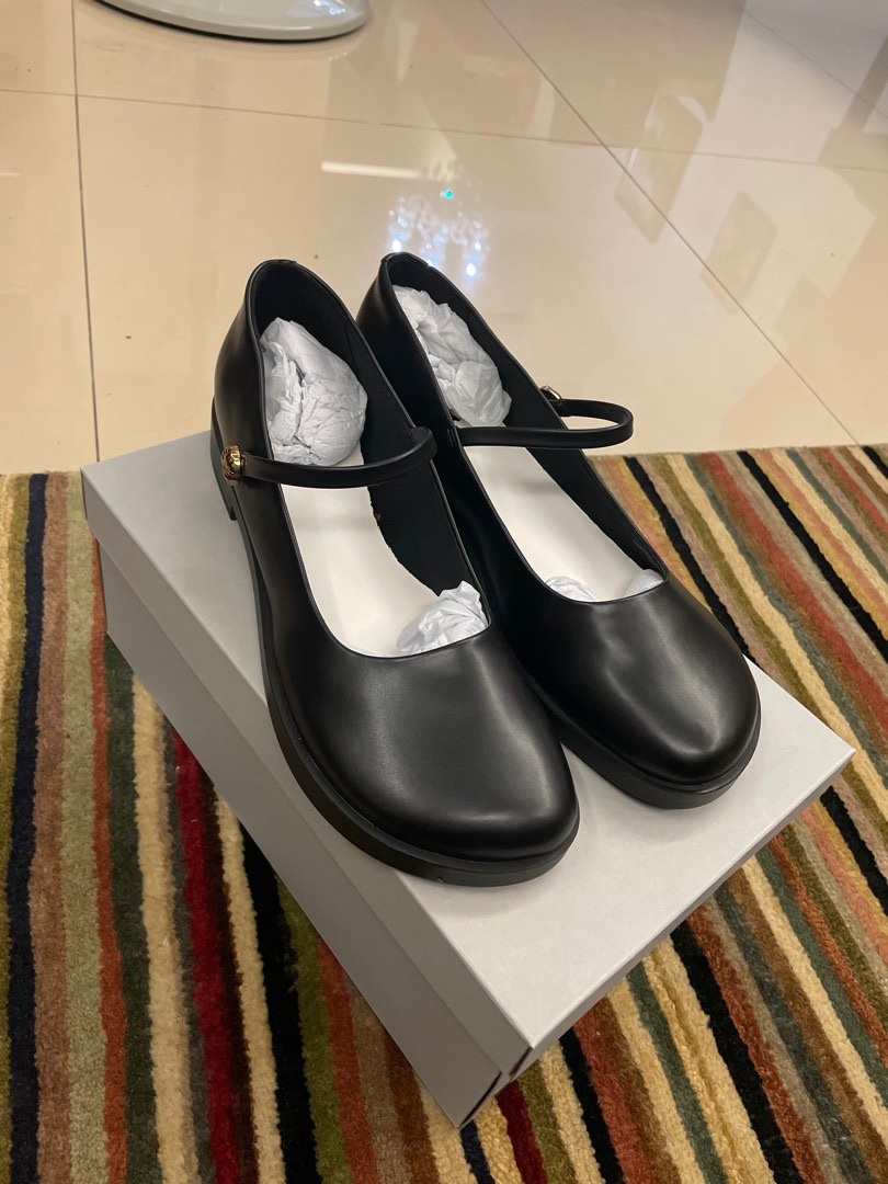 Charles and Keith Mary Janes, Women's Fashion, Footwear, Flats on Carousell