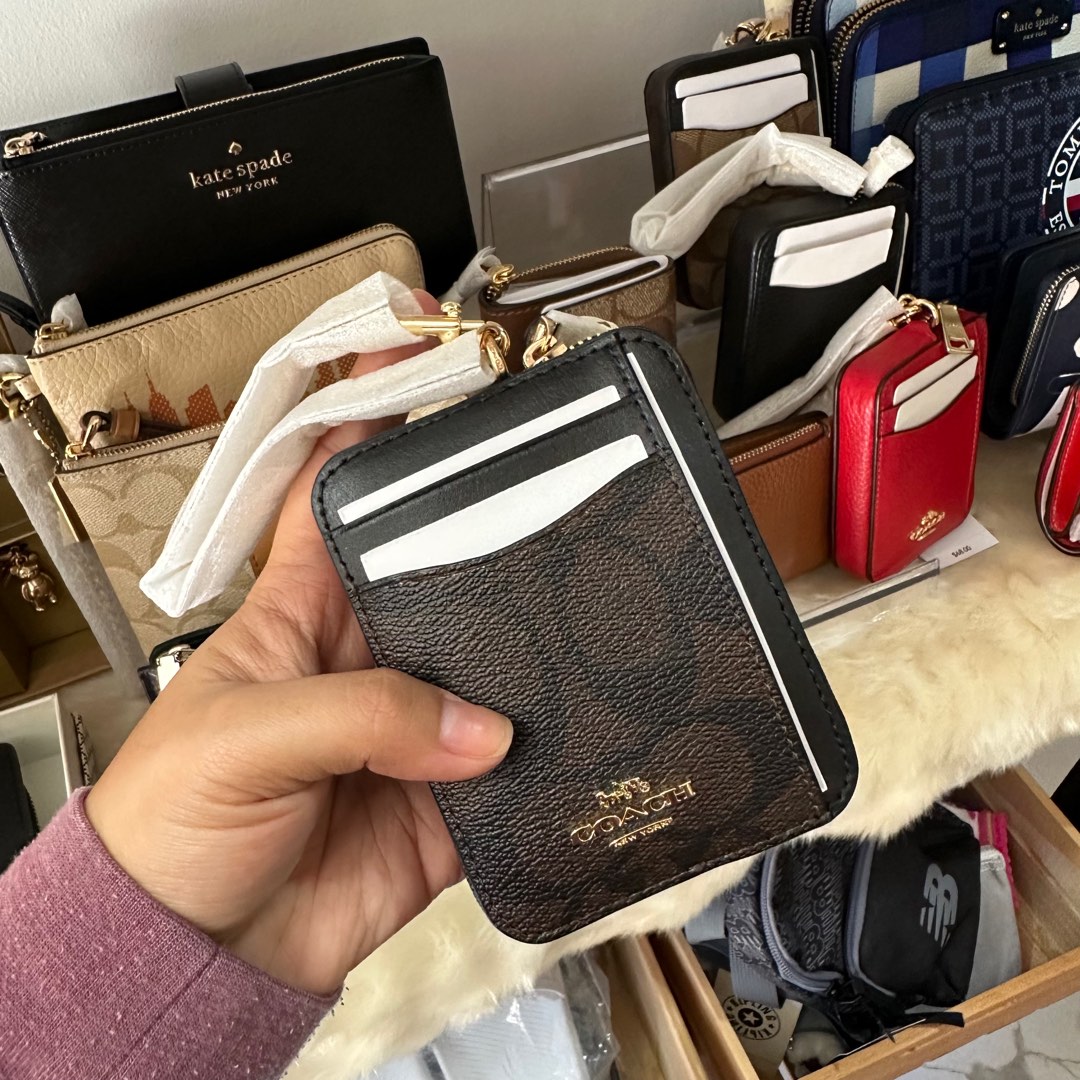 COACH CARD WALLET on Carousell