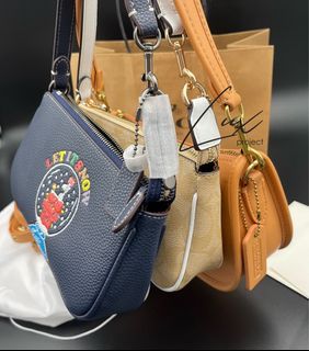 Coach Signature Shoulder Majong Hand Wristlet Bag Collection