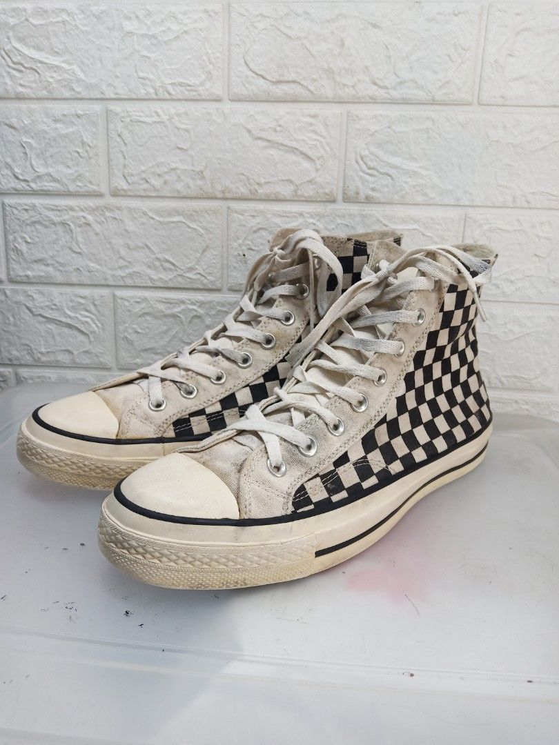 Converse discount checkerboard shoes