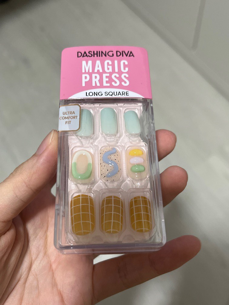 dashing diva korean press on nails, stick on nails, temporary nails, Beauty & Personal Care