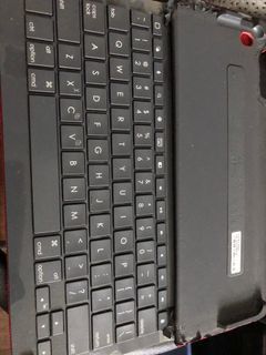 Decluttering well used iPad Air keyboard 