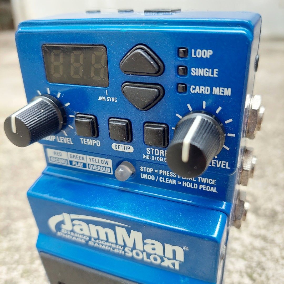 Digitech JamMan SOLO XT Stereo Looper/Phrase Sampler, Hobbies & Toys, Music & Media, Musical