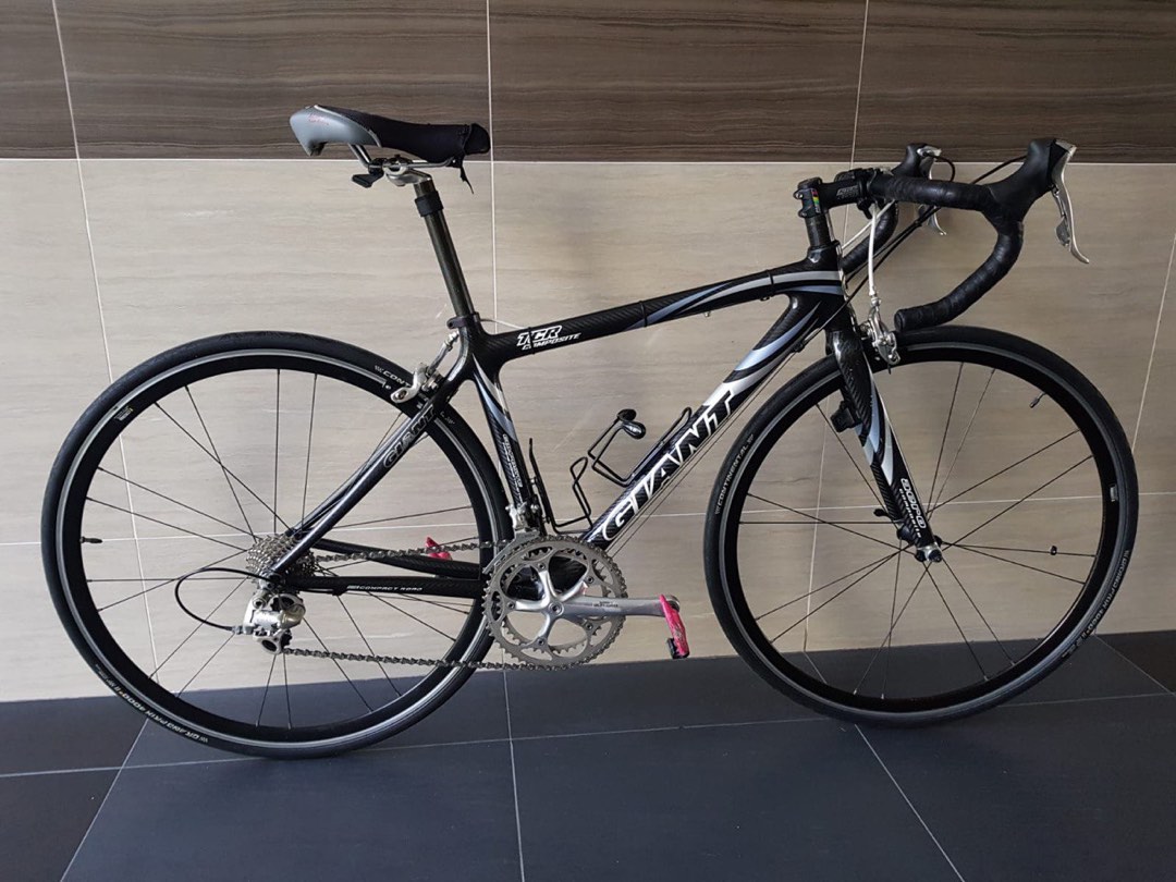 Giant TCR, Sports Equipment, Bicycles & Parts, Bicycles on Carousell