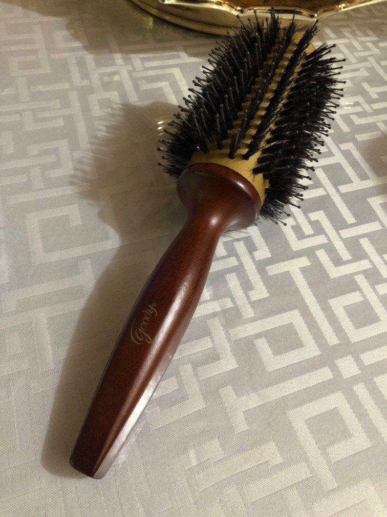 Goody round boar bristles hair brush, Women's Fashion, Watches &  Accessories, Hair Accessories on Carousell