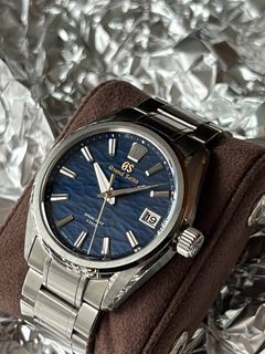 (Category: ) located in . Submitted by LE.Watches (Listing ID 1218257980, Image 1). Description: .