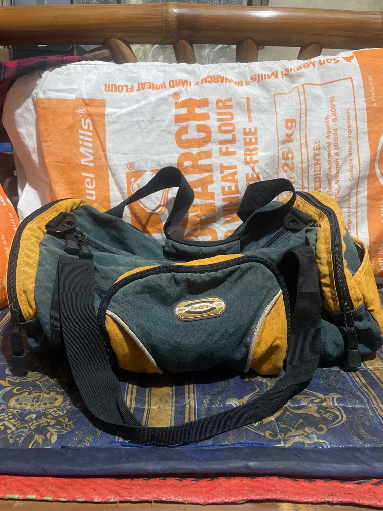Hawk Sports / Duffel bag on Carousell