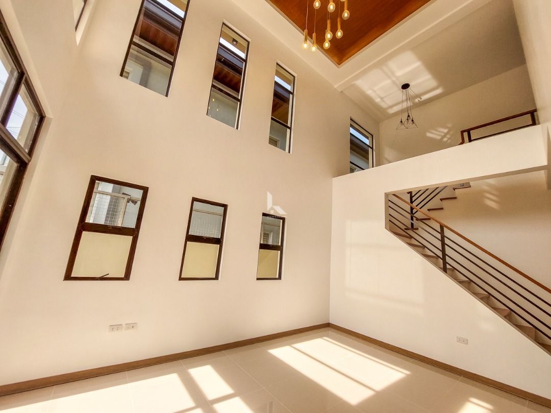 High Ceiling House Greenwoods Pasig nr Cainta Taytay C6 Taguig going
