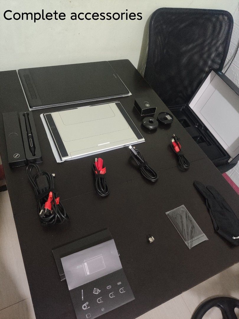 HUION KAMVAS PRO 13 (2.5K) Drawing Tablet (Category: Laptops & Notebooks) located in Lipa City. Submitted by b.jayson (Listing ID 1218253744, Image 2). Description: HUION KAMVAS PRO 13 2.5K Drawing Tablet with Fully Laminated Screen ~100% Working ~Walang gasgas ang screen ~Complete accessories ~Bought last year, 2022; Used for a month only. ~Selling Price: P16,500 ~Original Price: 22,999 (from certified shopee mall ) ~Other shop's price: 33k+ ~Ve