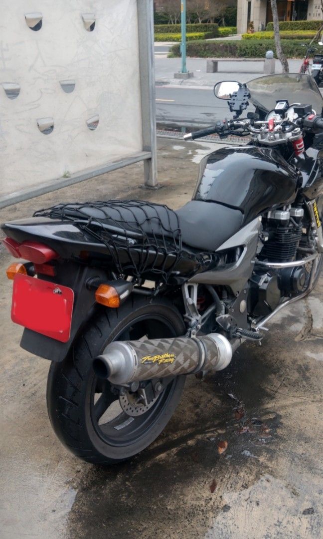 バイクカワサキ ZR-7 部品取り車 - 車体