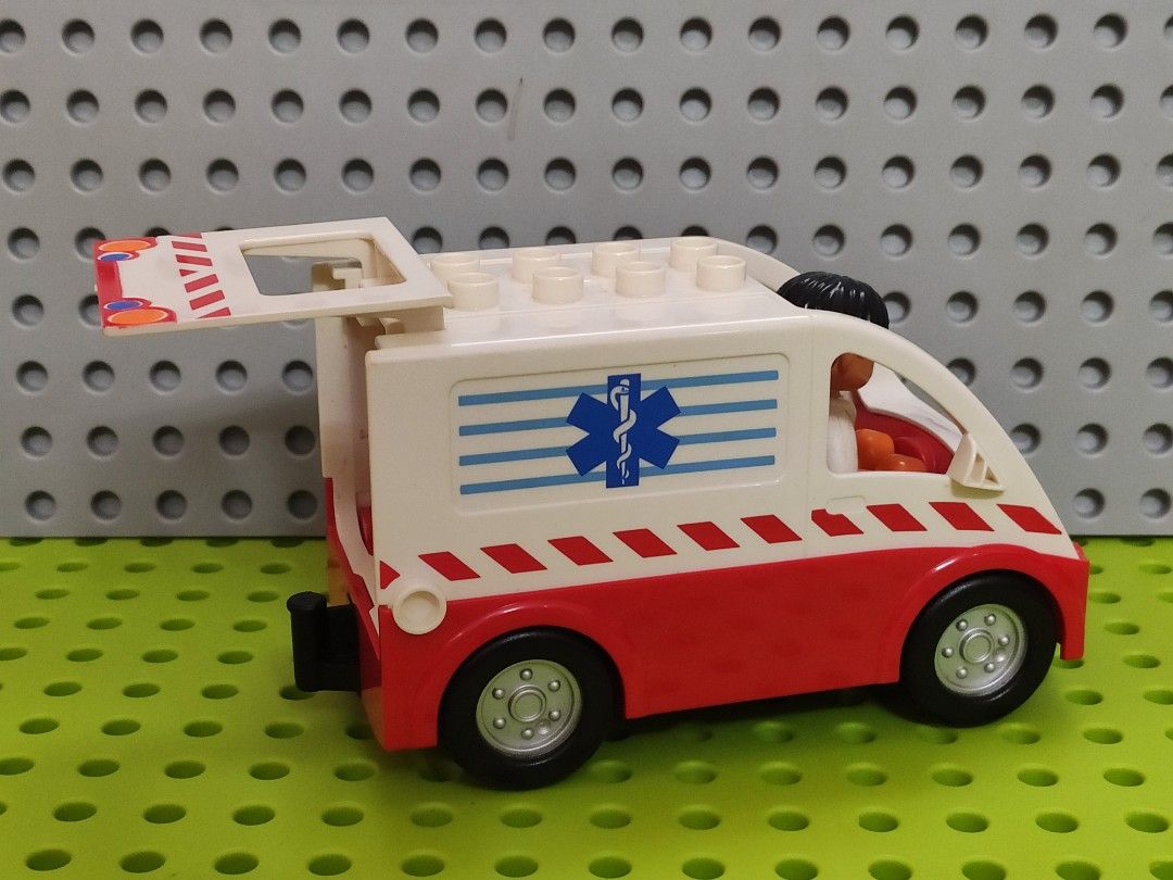 Duplo emergency vehicles deals