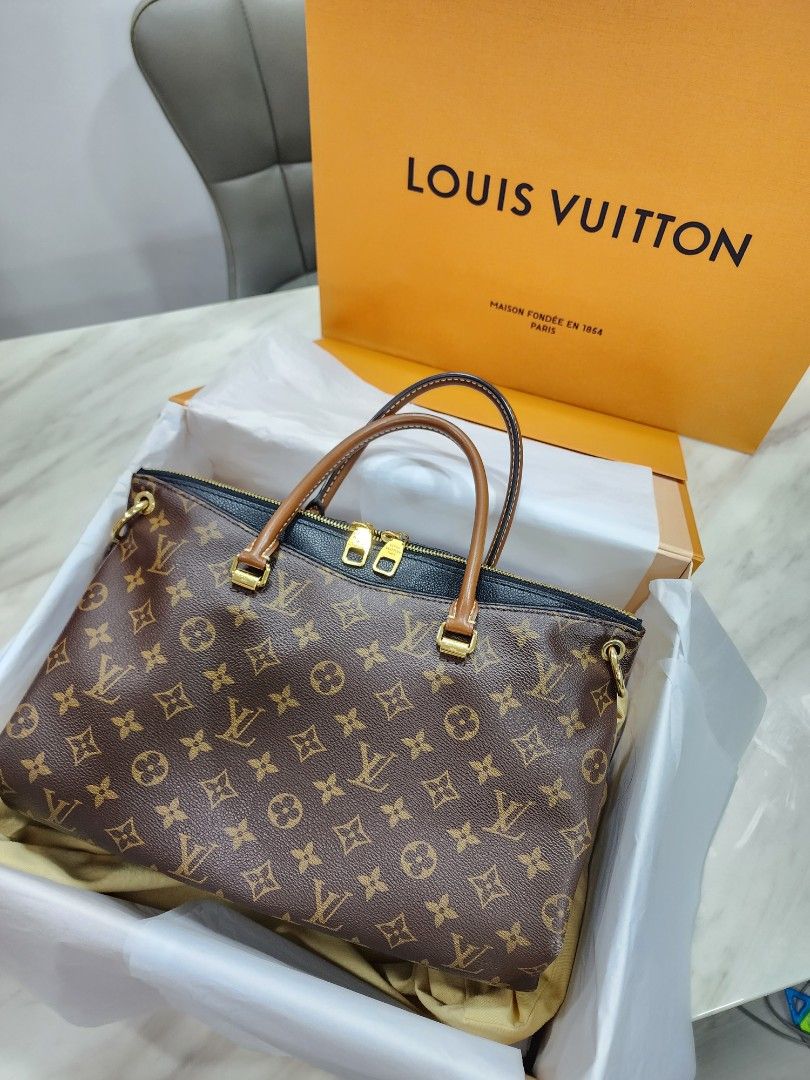 Louis Vuitton Pallas MM Monogram Noir Bag