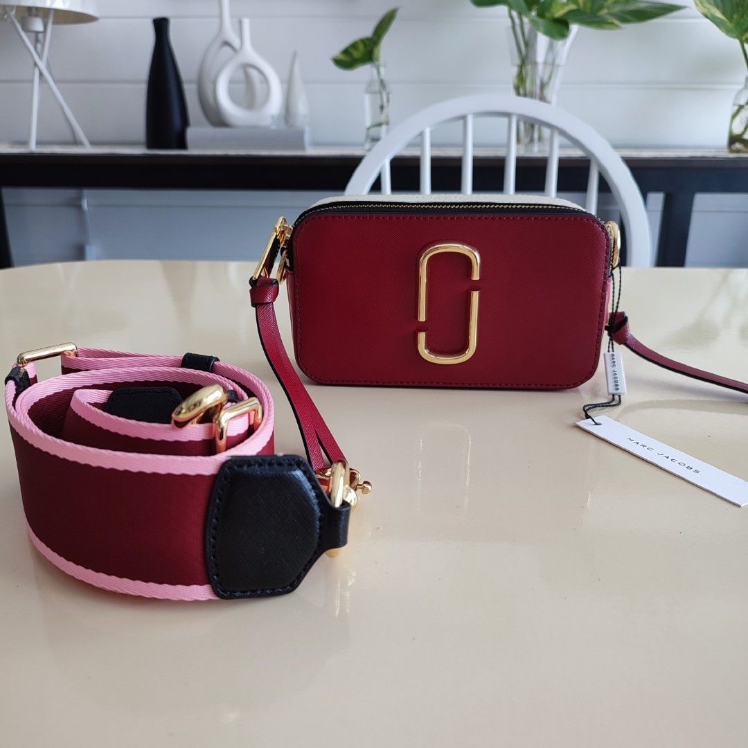 Marc Jacobs Snapshot Leather Crossbody Bag (Black/Red), Luxury, Bags &  Wallets on Carousell