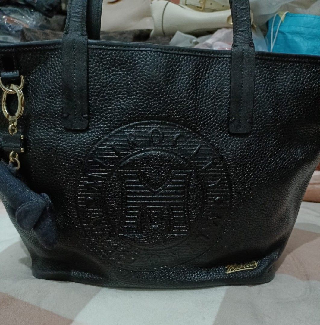 Tas Metro city, Fesyen Wanita, Tas & Dompet di Carousell