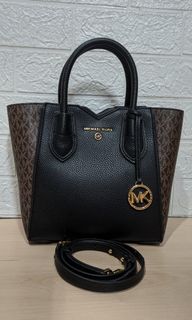 (Category: ) located in . Submitted by hmdthrift (Listing ID 1218304179, Image 1). Description: .