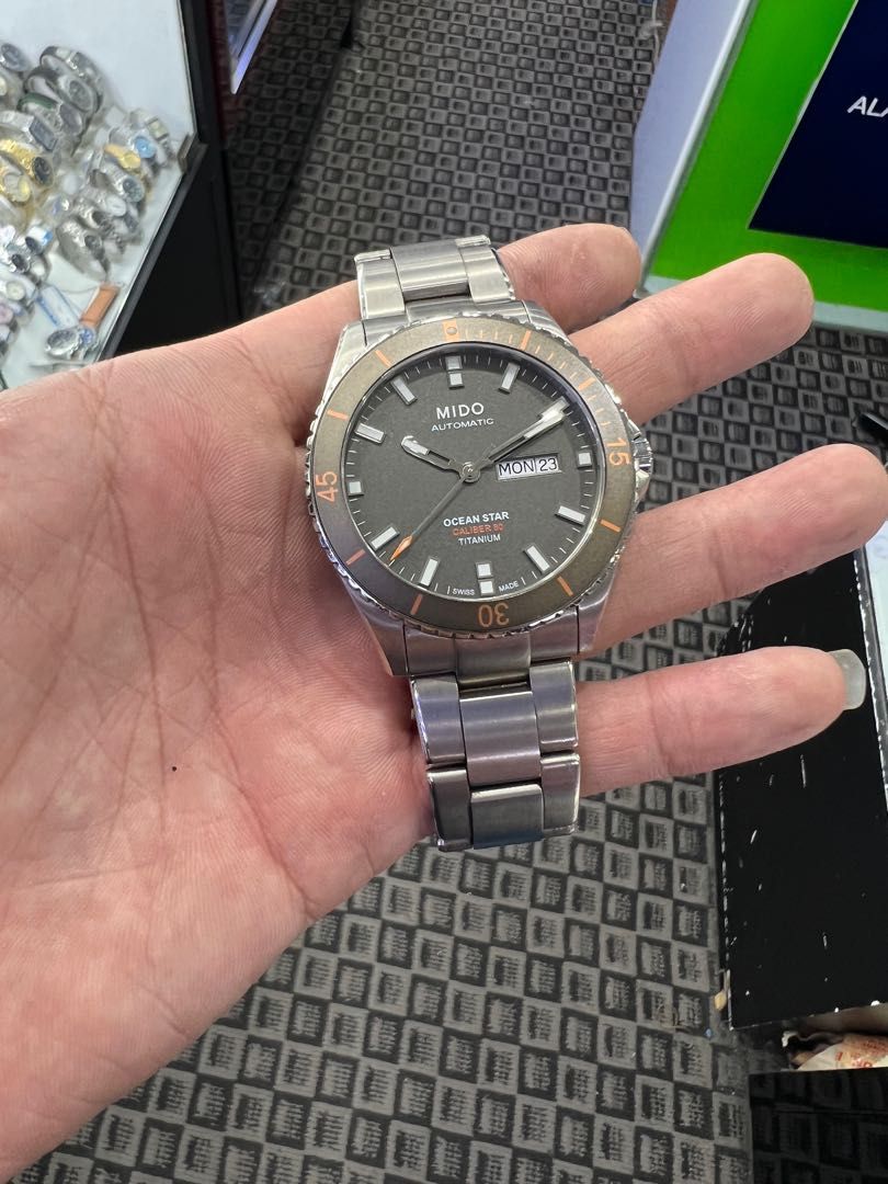 MIDO OCEAN STAR 200 SWISS MADE TITANIUM AUTOMATIC DIVERS 200M M026430 A