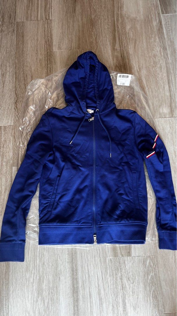 MONCLER Hoodie Unisex Large Carousell