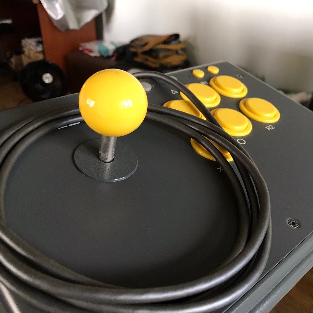 Namco PlayStation joystick (Category: Controllers) located in San Juan City. Submitted by ethannate (Listing ID 1218264287, Image 2). Description: Boxed Namco PlayStation joystick controller selling for P6,000.