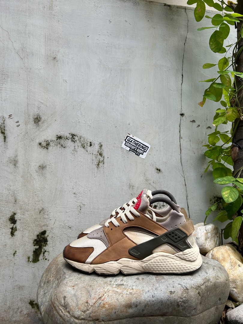 Nike Air Huarache x Stussy on Carousell