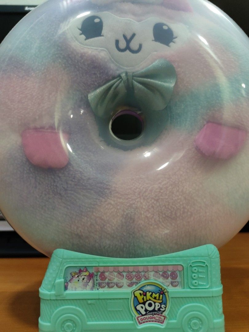 Pikmi pops surprise, Hobbies & Toys, Toys & Games on Carousell