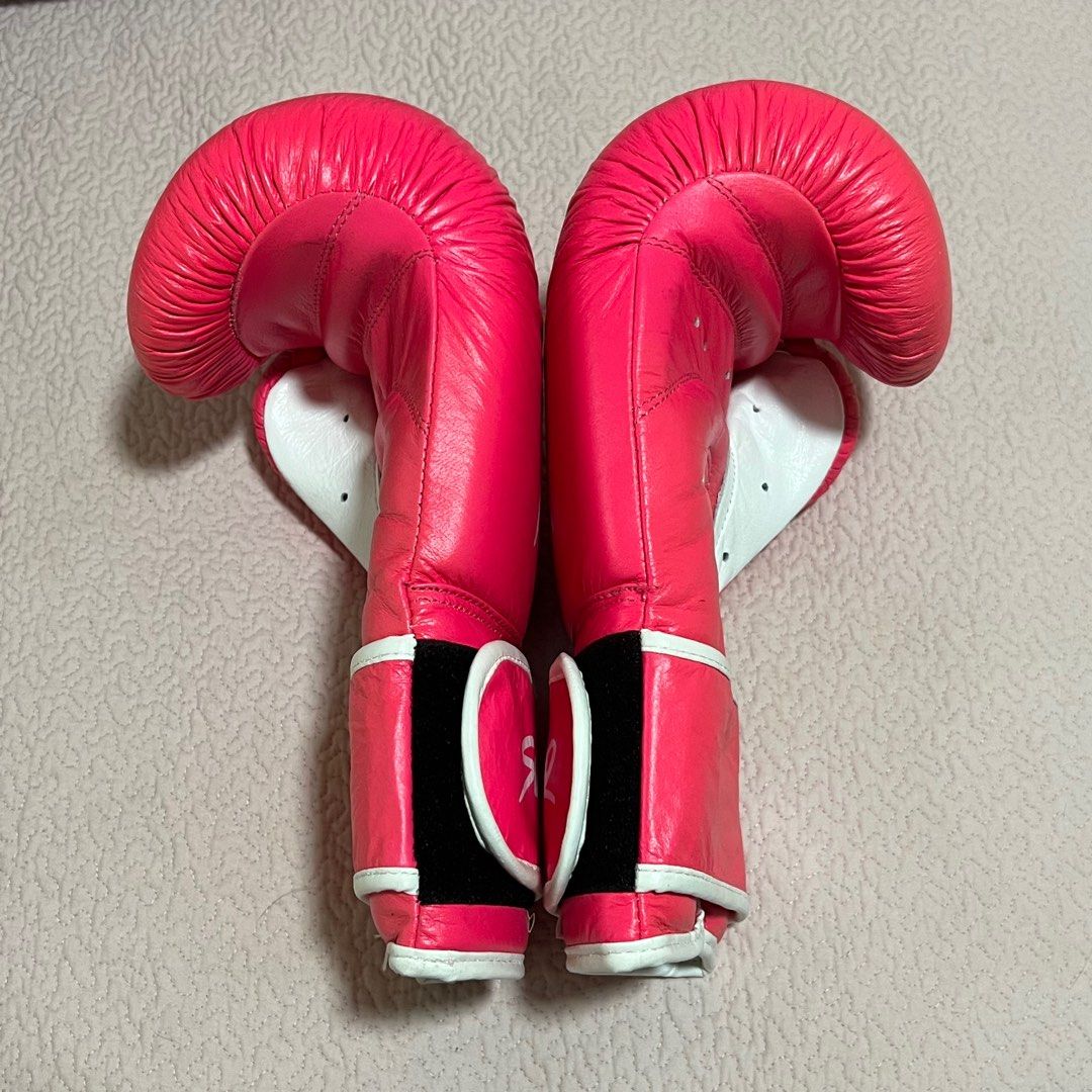 Pink Boxing Glove 12oz, Sports Equipment, Other Sports Equipment and Supplies on Carousell