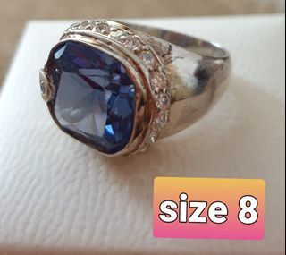 Preloved & Lightly Used Ladies' Ring