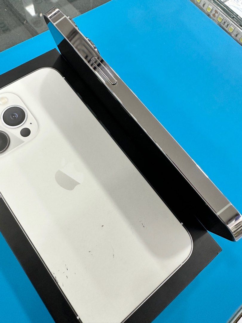 美品！修理、電池交換済Apple iPhone X シルバー 5.8インチ 【公式通販】